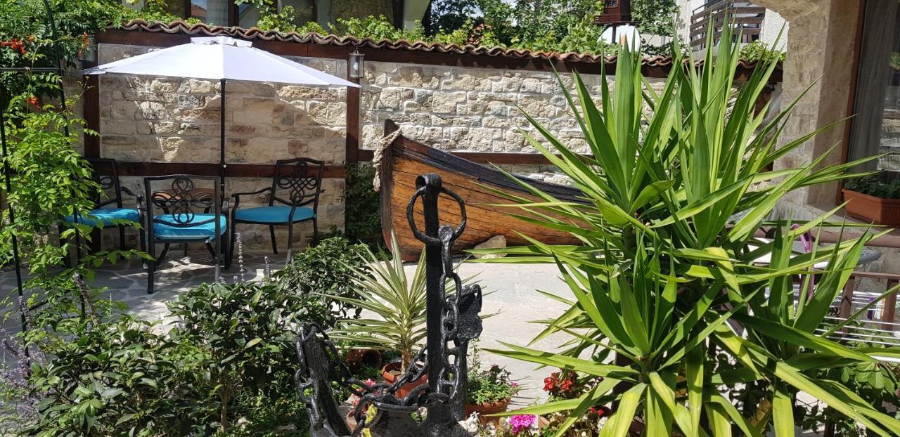 Hotel Kirios