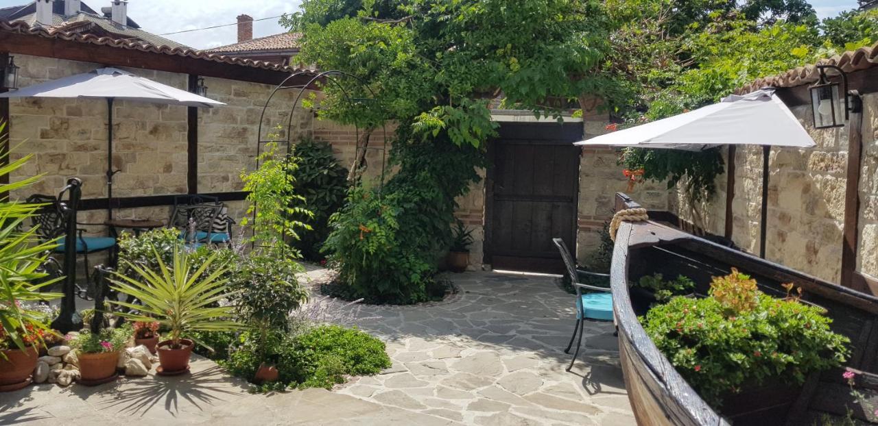 Kirios Hotel
