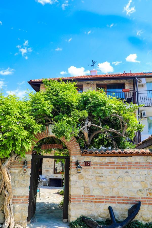 Hotel Kirios 3*